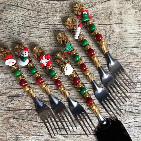 Talheres Bordado Natal Sobremesa Cremosa - 7 peças