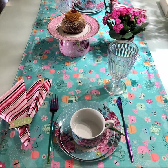 Trilho de Mesa Crepe Cactos - Caminho de Mesa