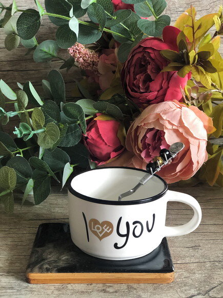 Caneca I Love You com Colher Bordada e Bandeja com Imã