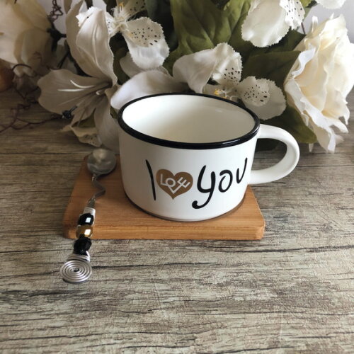 Caneca I Love You com Colher Bordada e Bandeja com Imã
