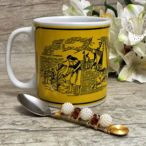 Caneca Mãezona & Colher Bordada Dia das Mães