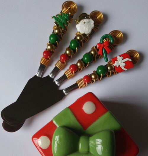 Espátula para Patê ou Manteiga Bordada Natal - 4 Pçs