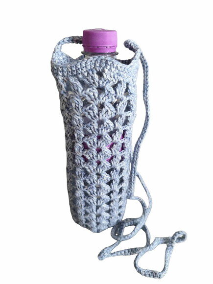 Porta Garrafa Água ou Squeeze em Croche - 500 ml - Jeans
