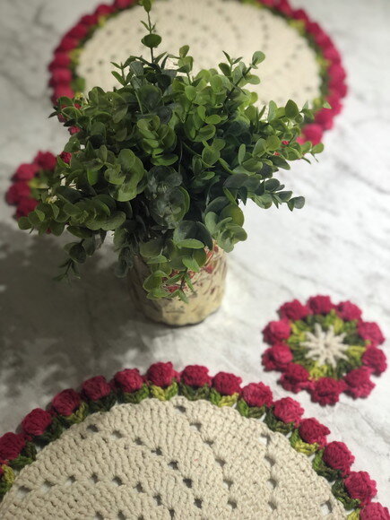 Sousplat Americano Croche Tulipa Vermelho Mescla
