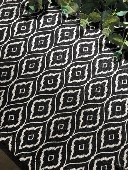 Trilho / Caminho Mesa Jacquard Preto Branco