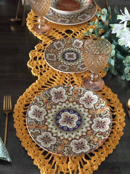 Trilho Mesa Croche Amarelo com Tassel - Caminho Centro Mesa