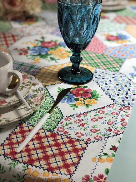 Trilho Mesa Tricoline Rosas Patchwork *valor do Par*