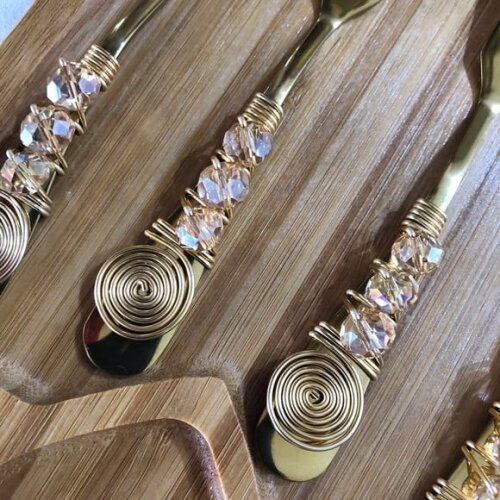 Espátula Dourado Bordada Patê Manteiga Cristal Ambar - 4 Pçs