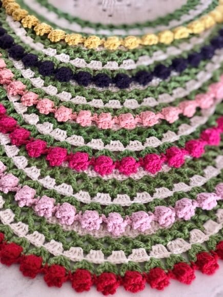 Sousplat Americano Croche Jardim de Tulipas