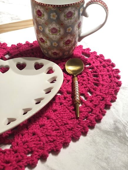 Sousplat Americano Crochê Coração Pink