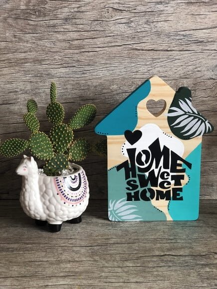 Tábua Home Sweet Home Coração Vazado Madeira Pinus - Pintura