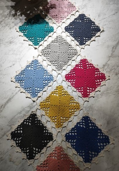 Trilho Mesa Crochê Patchwork - Caminho ou Centro Mesa