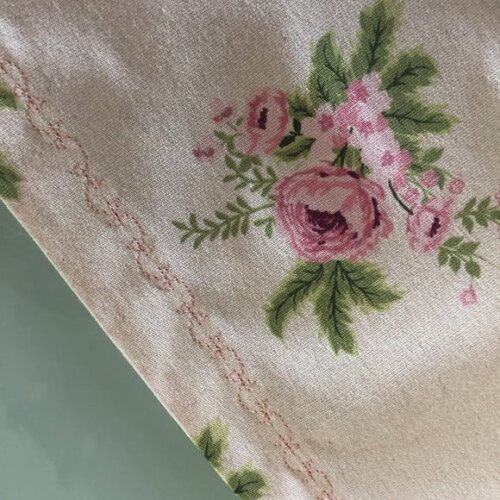 Trilho Mesa Easy Clean - Caminho Mesa - Rosas