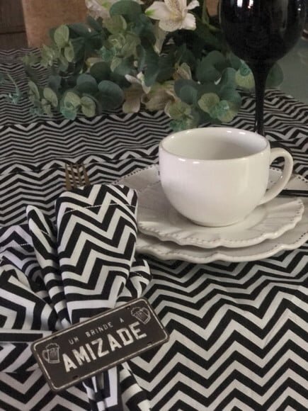 Trilho Mesa Tricoline Chevron- Caminho Mesa - Tête-a-tête