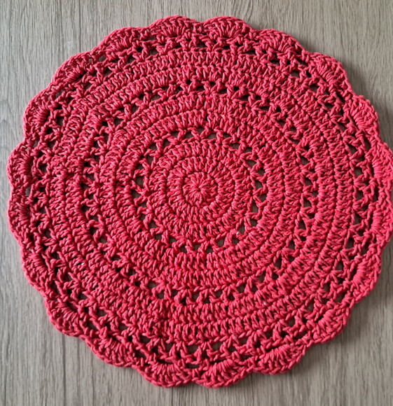 Kit Sousplat Croche Verde Bandeira e Vermelho 8 Peças