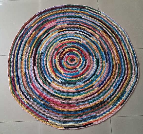 Tapetão Multicolorido Croche 1,20m
