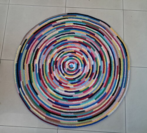 Tapetão Multicolorido Croche 1,13m