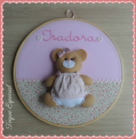 Porta Mat. Bastidor Ursinha Vestido