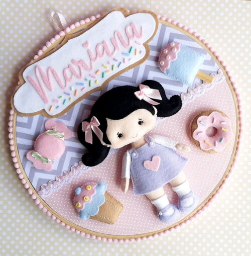 Porta Maternidade Bastidor Menina Docinho