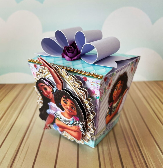 Kit: 60 Lembrancinhas Personalizadas Encanto