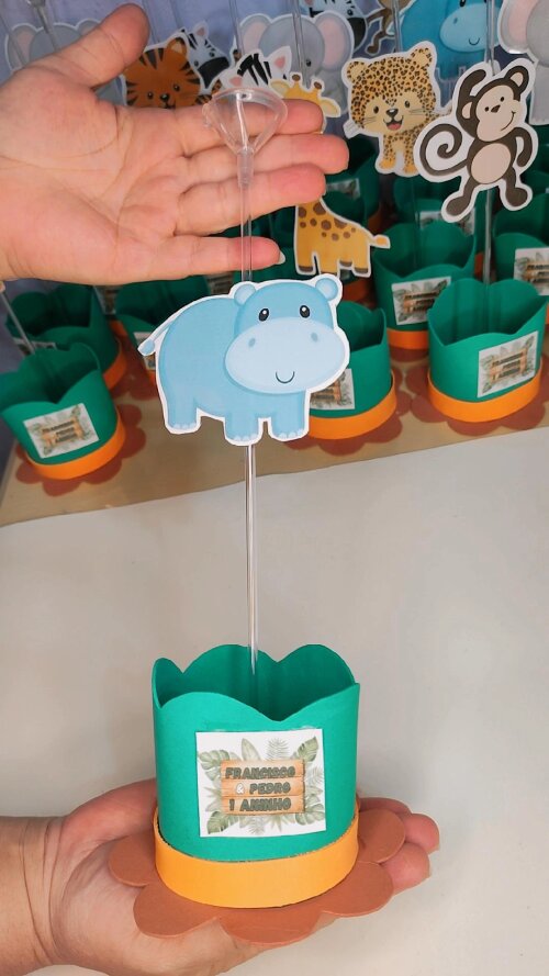 10 Centros de Mesa Safari em eva