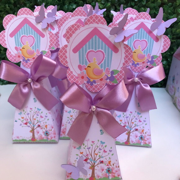 Pirâmide Personalizada Jardim Encantado