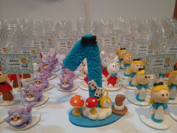 Lembrancinha da Alice