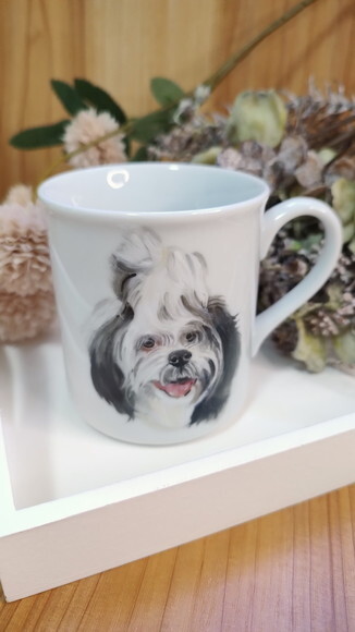 1 Caneca com Um Pet Pintado a Mão Tradicional