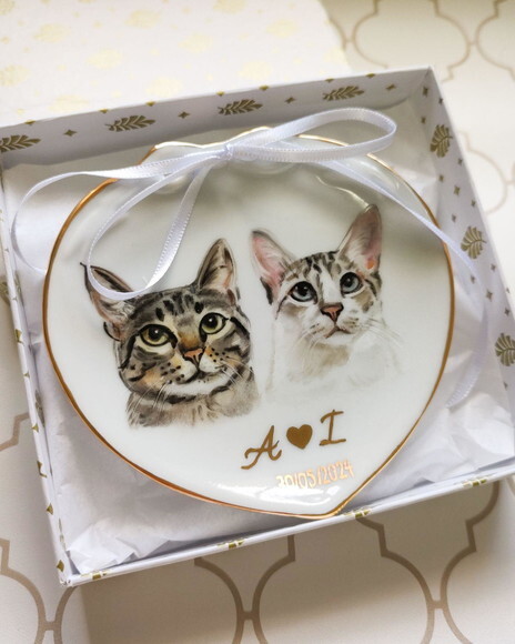 Porta Alianças 11,5cm em Porcelana com Dois Pets