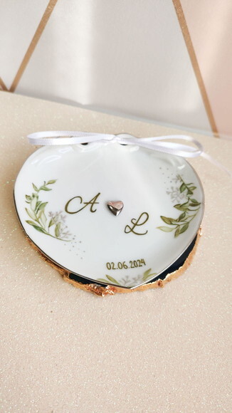 Porta Alianças em Porcelana com Folhagens Pintado a Mão