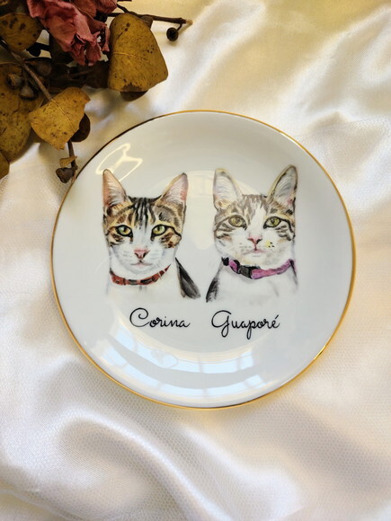 Pratinho Decorativo 15cm com Dois Pets Pintados