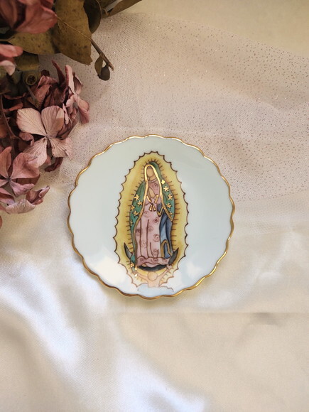 Pratinho Joia do Dia Ondulada de Guadalupe Pintada a Mão