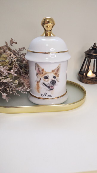 Urna para Cinzas do Pet em Porcelana 18cm com Pintura a Mão