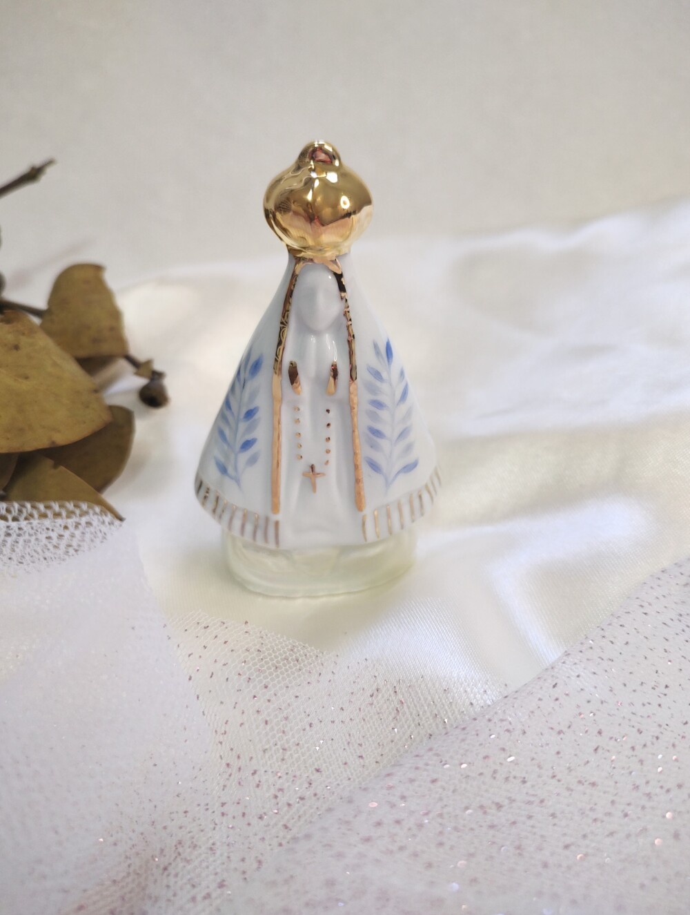 Nossa Senhora Mini folhas pintada a mão 9,5cm