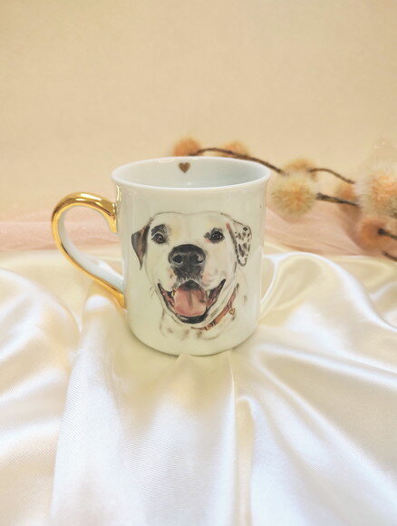 Caneca com Um Pet Pintado + Meio Cabo em Ouro