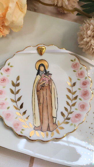 Porta Alianças em Porcelana 10,5cm Santa Terezinha