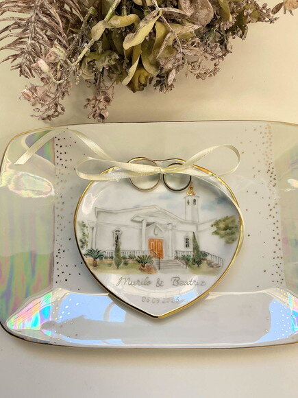 Porta Alianças em Porcelana Pintado a Mão Igreja