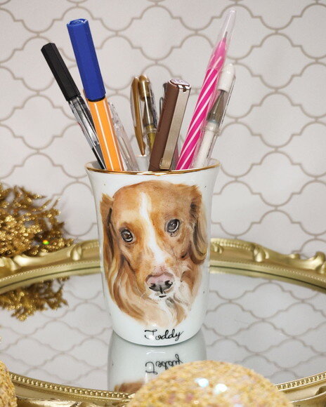 Porta Lápis em Porcelana com Um Pet Pintado