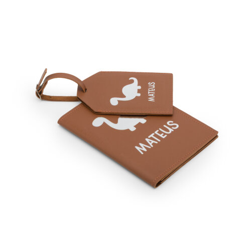 Kit Viagem Kids | Porta Passaporte e Tag de Mala Kids em Couro Sintético Personalizado | Nome - Desenho - Inicial