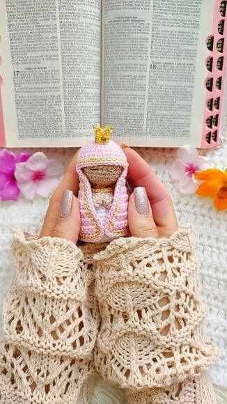 Chaveiro Nossa Senhora mãezinha do céu  de Croche artesanal