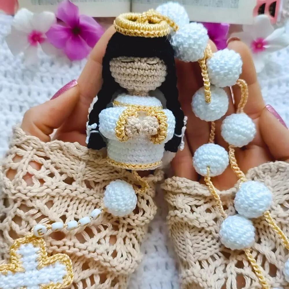 Terço em Amigurumi Anjo da Guarda crochê artesanal