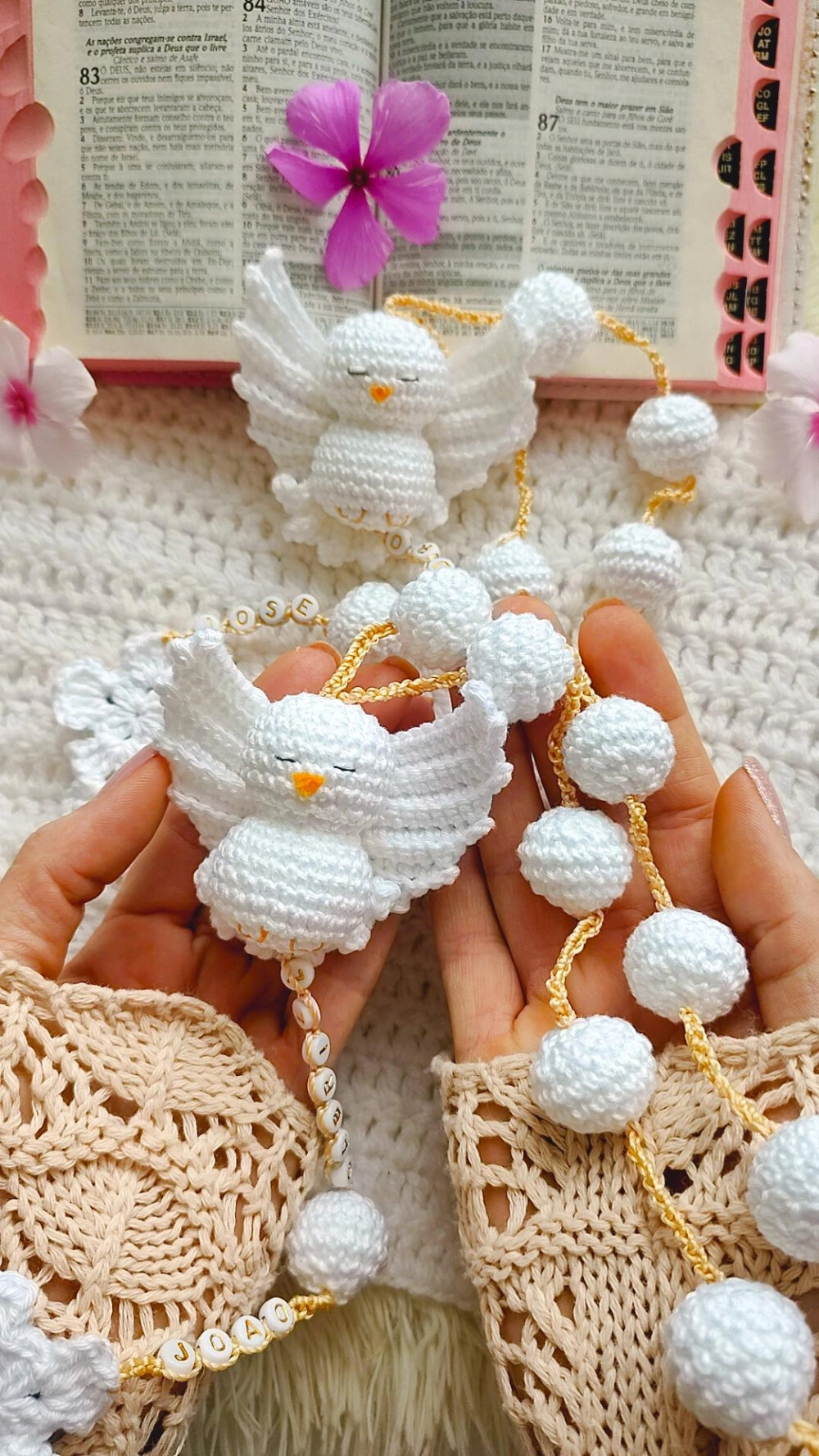 Terço de Crochê Divino Espírito Santo Personalizado lembrancin