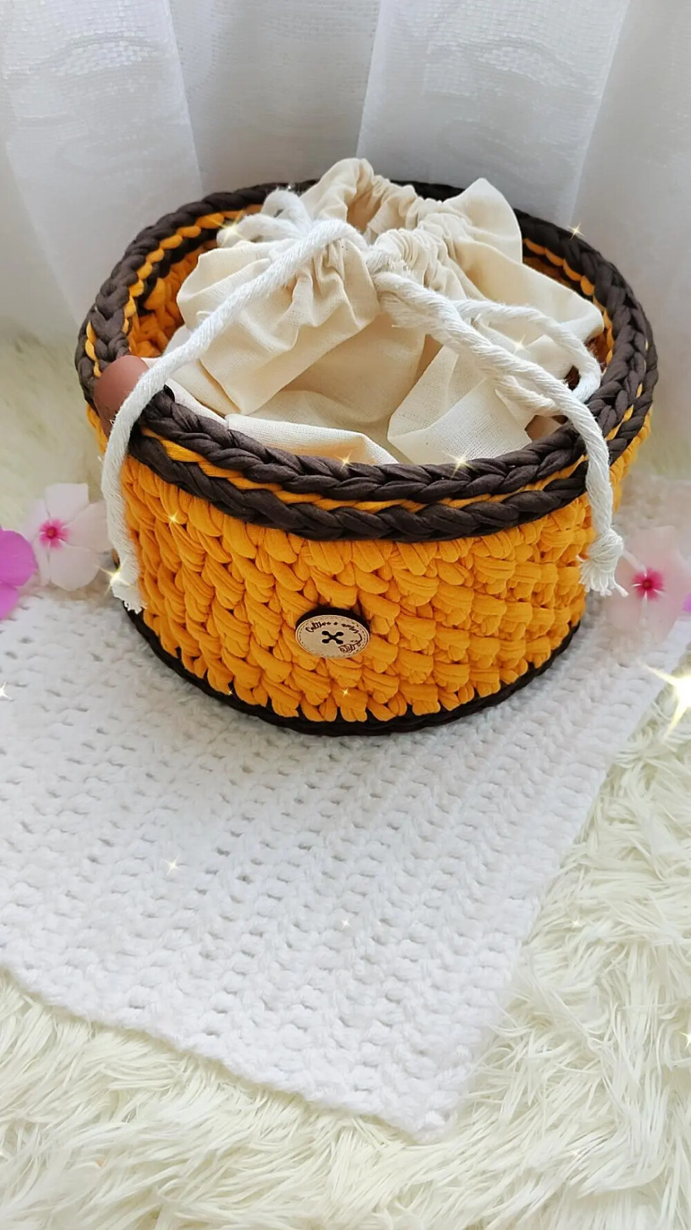 Cesto para pão em crochê com fio de malha e saco de algodão ca