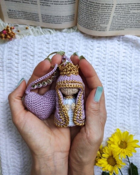 Chaveiro Nossa Senhora Lilás
