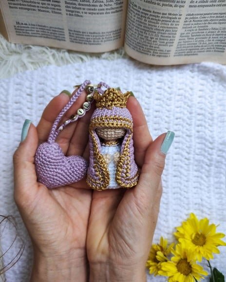 Chaveiro Nossa Senhora Lilás