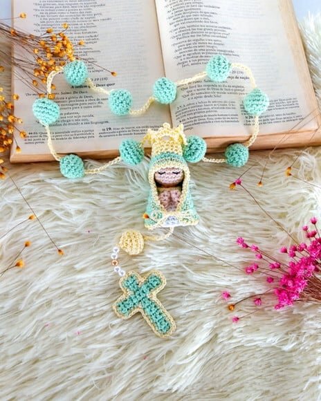 Terço de Crochê mãezinha do céu artesanal