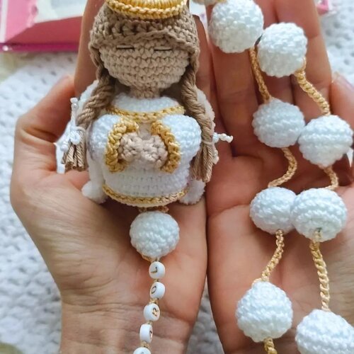 Terço em Amigurumi Anjo da Guarda crochê artesanal
