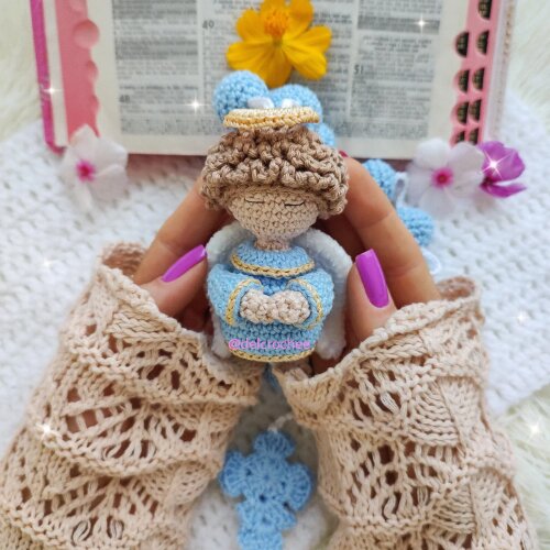 Terço em Amigurumi Anjo da Guarda Menino