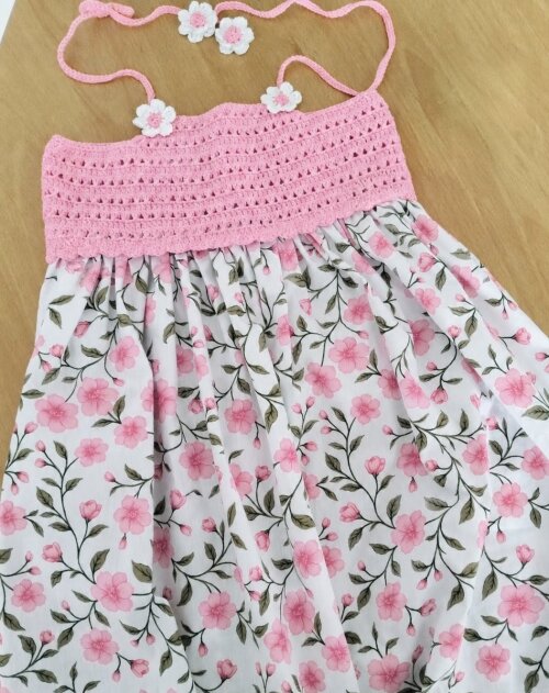 Vestido de crochê para bebê até 2 anos