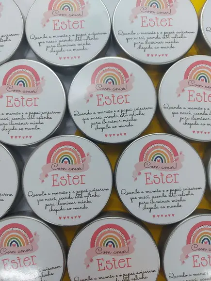 Latinha com Vela , Lembrança Maternidade. Arco-íris Boho